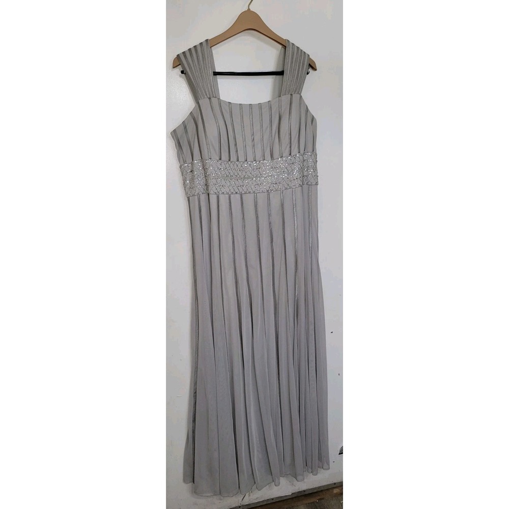 IGNITE‎ EVENING By Carol Lin Size 18W Dusty Gray Long Formal/Prom Dress